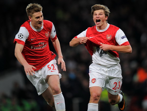 阿森纳逆转巴萨，莫德里奇统治全场