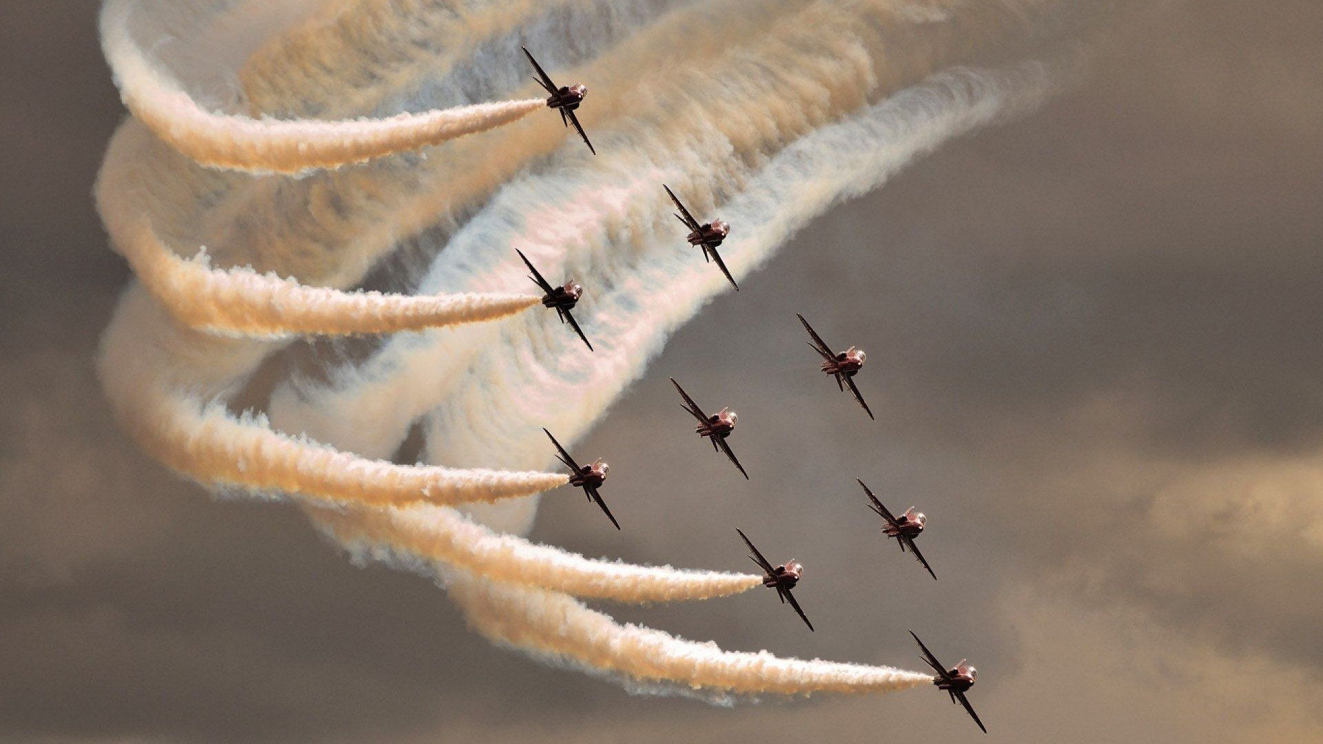 玫瑰重新绽放,拉文末节三分雨浇灭火箭,奇才抢下晋级门票