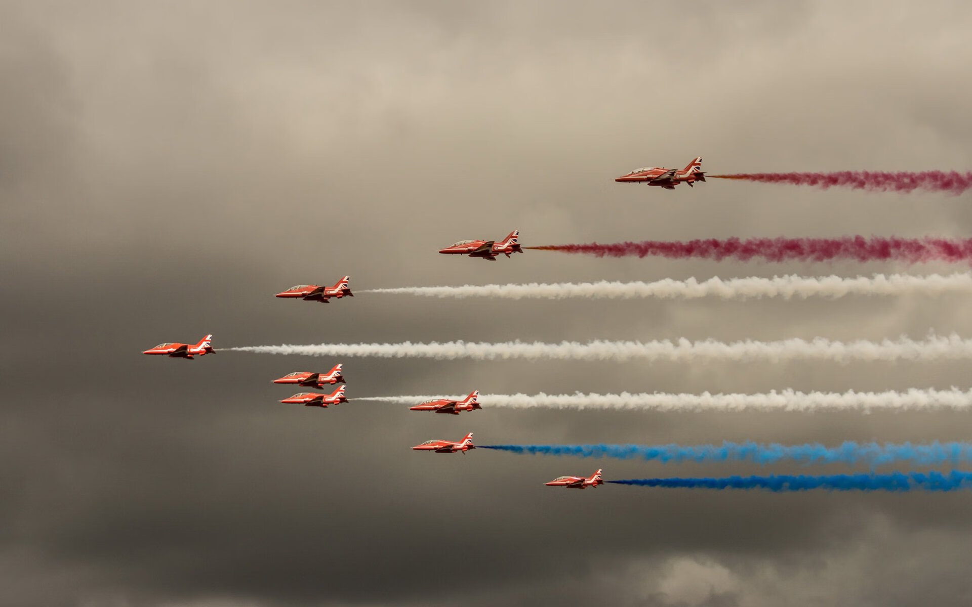 冰与火之歌,足球世界中的平凡之光与巨星舞台