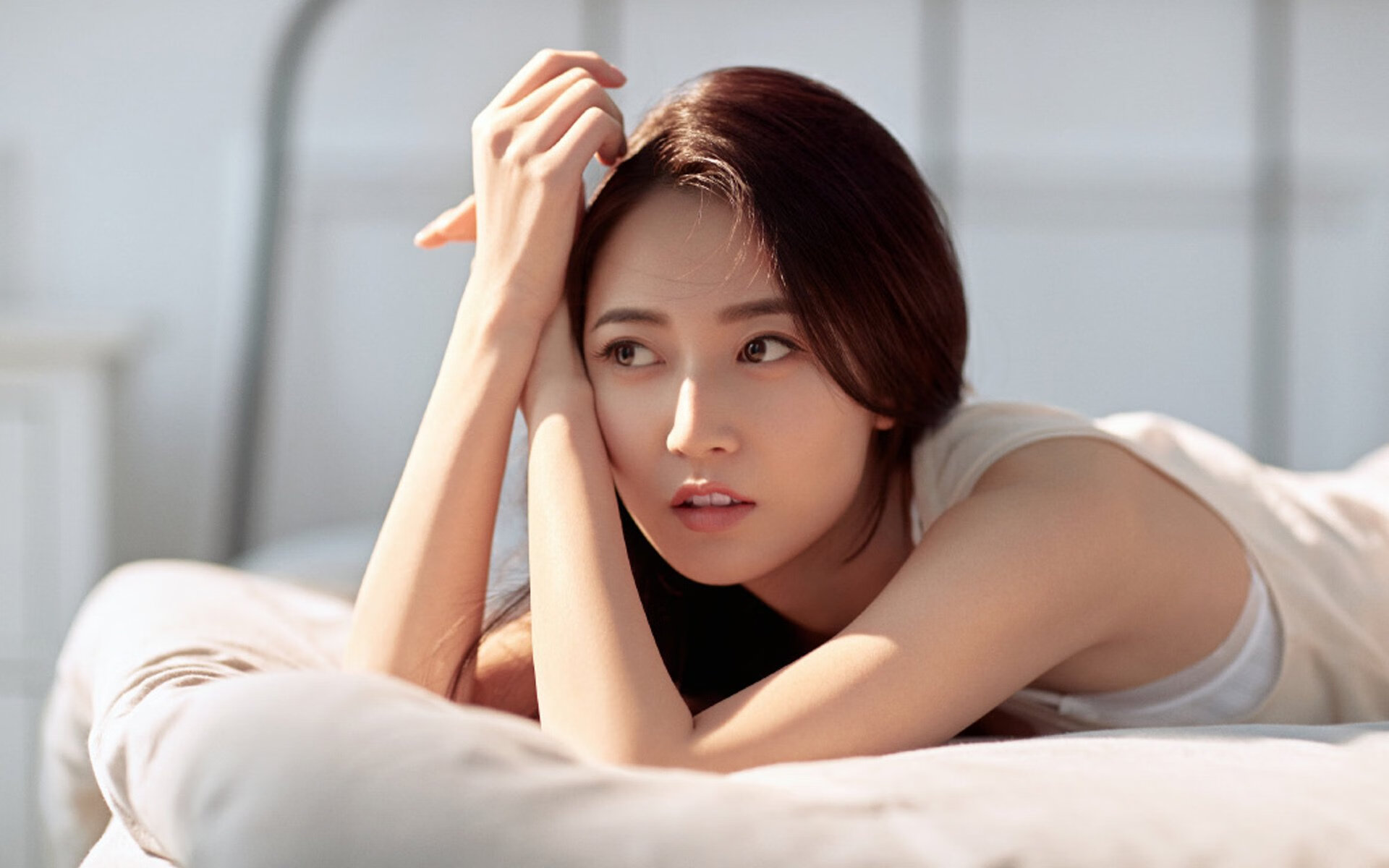 开云体育APP下载-冷门之夜，当本泽马成为球场幽灵前锋