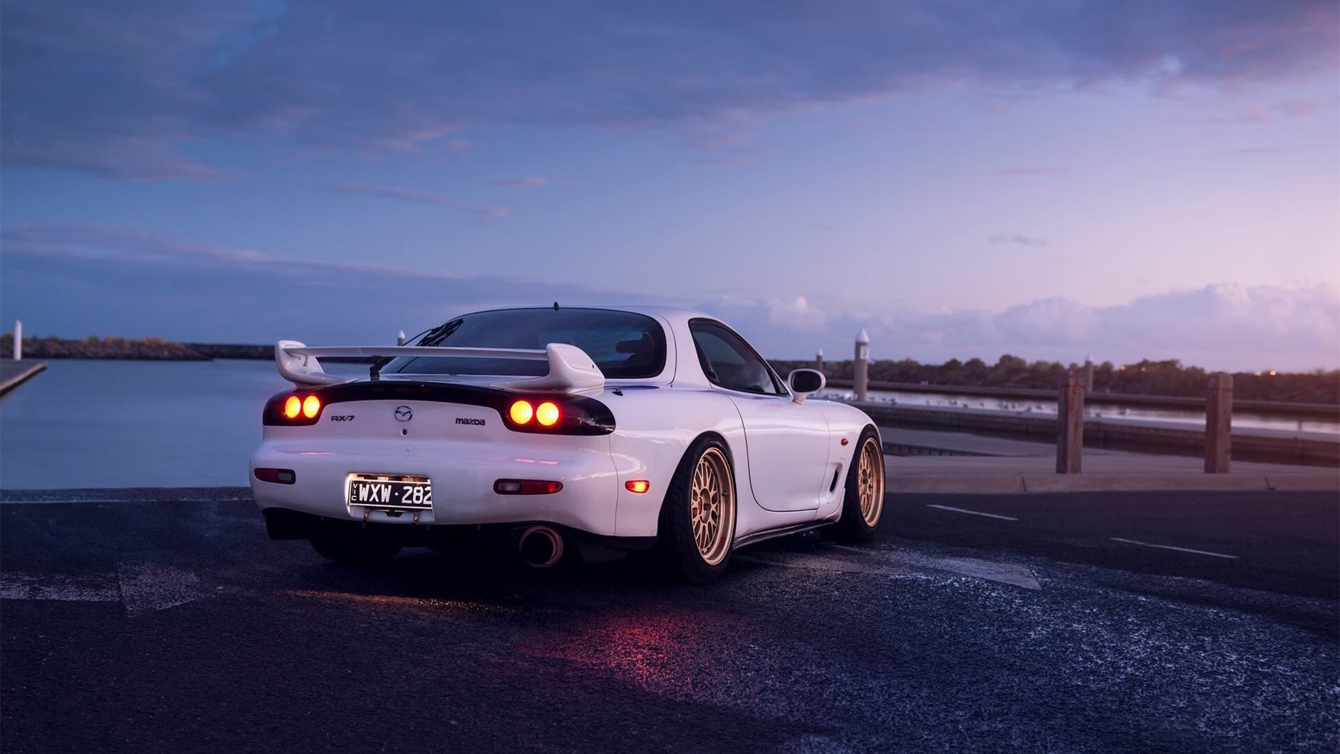 安哥拉雄狮对阵那不勒斯，凯恩表现堪称破解蓝衣防线的教科书