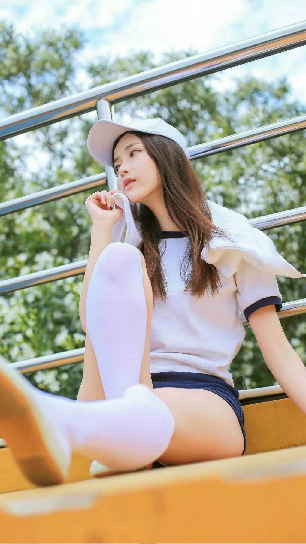 这是一个非常棒的主题，充满了戏剧性和颠覆性。为了体现唯一性，我提炼了几个不同侧重点的标题，然后选择其中最具张力的一个来展开正文